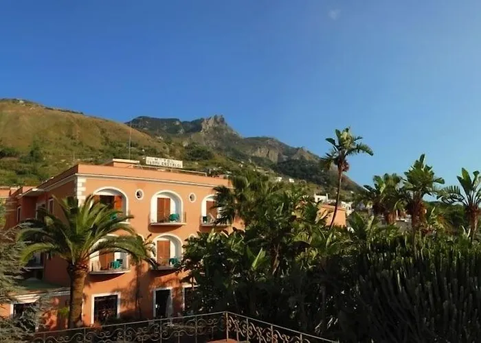 Ξενοδοχείο Terme Castaldi 3*